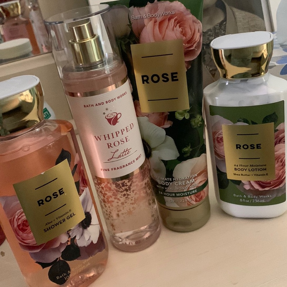 Set of 4 Bath and Body Works